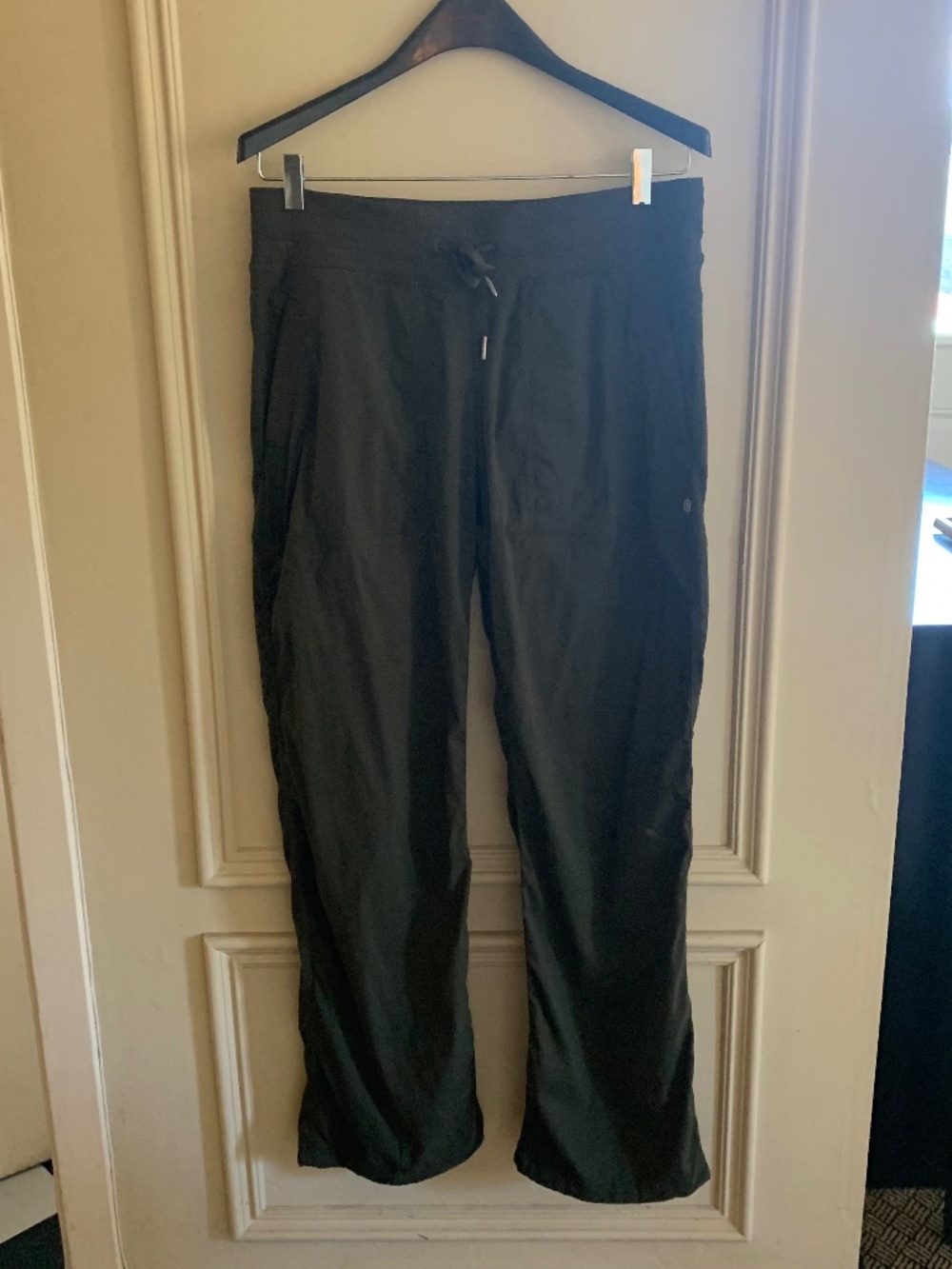 Lululemon Dance Studio Mid-Rise, Full length olive Pants Regular (10)